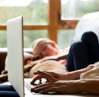 Découvrir les différentes formes de télétravail / iStock.com - DGLImages