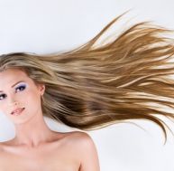 Stimuler la pousse des cheveux