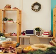 Maison : une déco chic avec la tendance modern craft / Istock.com - mediaphotos